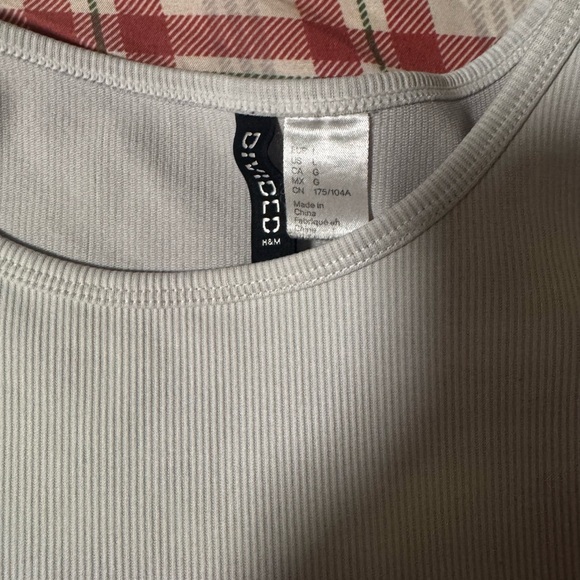 Divided White Ribbed Tank Top - Picture 2 of 2